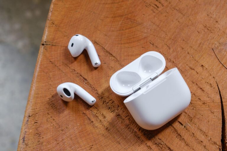 AirPods 4 with Active Noise Cancellation hit new all-time low with $40 off
