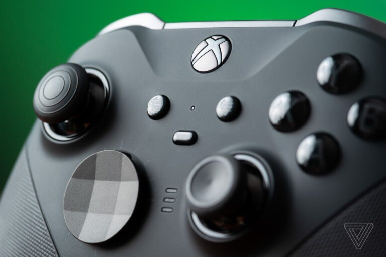 Xbox Elite Series 2 controller drops to record low $124