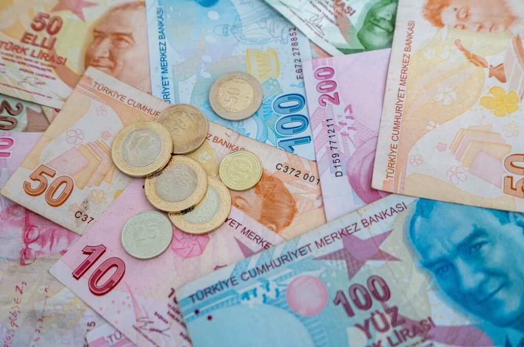 Turkish Economic Confidence Index rises to 98.8 in December