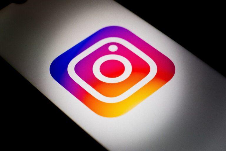 Instagrams shifting to rectangles, messing up your perfect, square grid