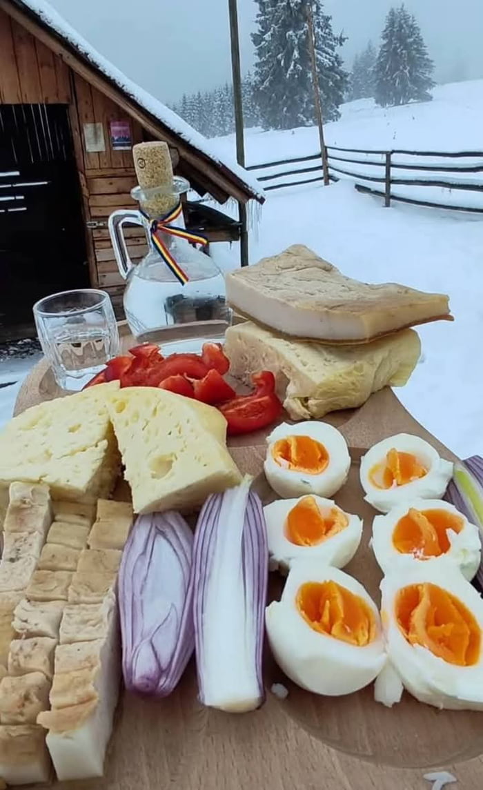Just a transilvanian light breakfast. What's yours?