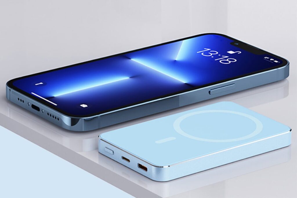 Theres a cheaper alternative to Ankers MagGo portable iPhone charger