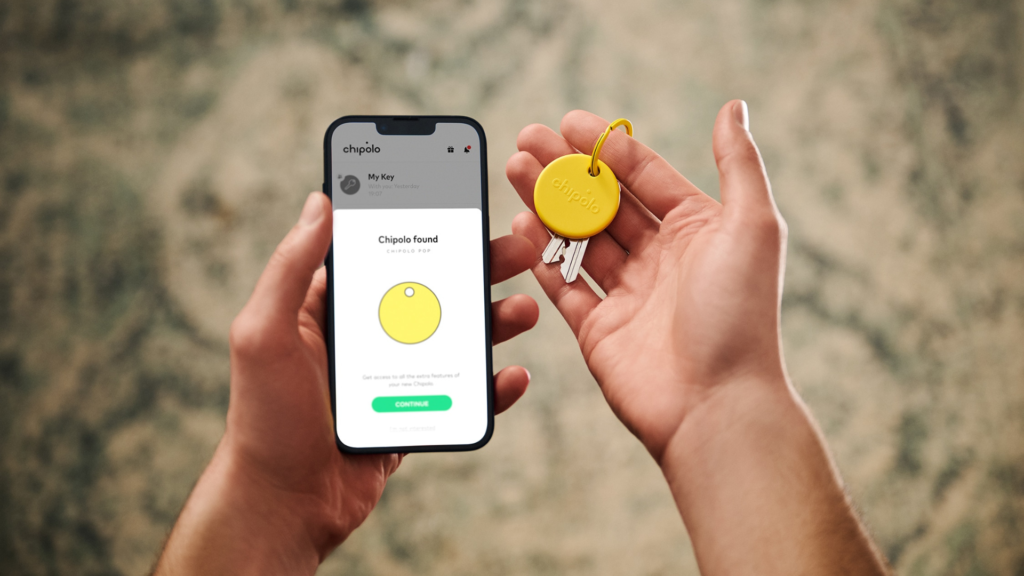 This colorful new tracker can find Apple or Android devices