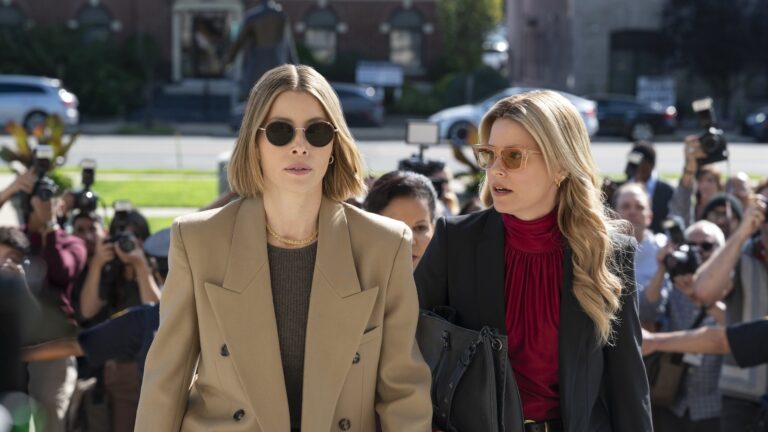 Jessica Biel and Elizabeth Banks face murder and family secrets in The Better Sister trailer
