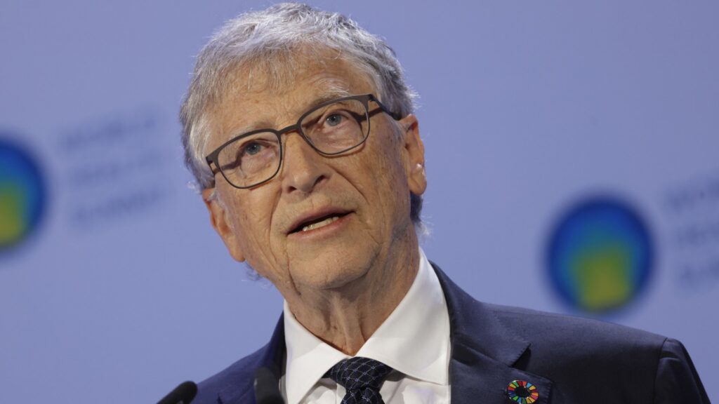 Bill Gates to close foundation (and give away all his money) by 2045