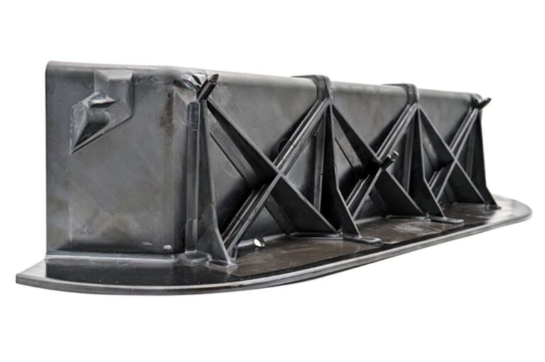 Hexcel unveils breakthrough thermoplastic component at Paris air show