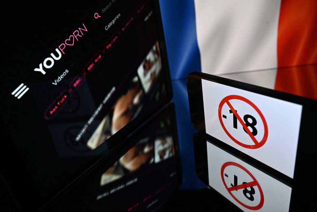 How to unblock YouPorn for free in France