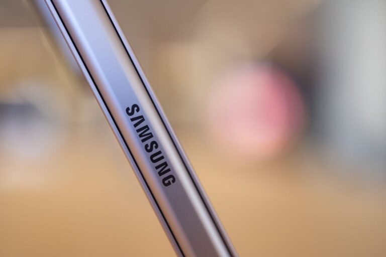 The next batch of Samsung foldables will be the thinnest and lightest yet
