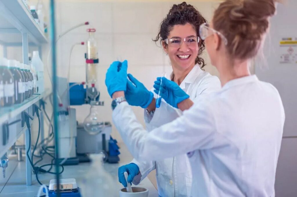 Solvay & Enagás to develop hydrogen storage hub in Spain