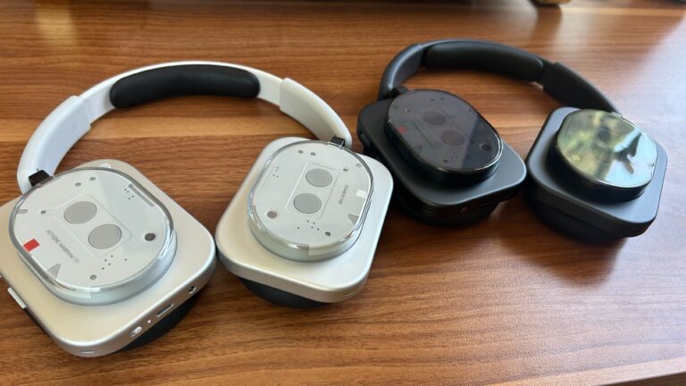 Our first impression of the Nothing Headphone (1): Their price tag makes sense