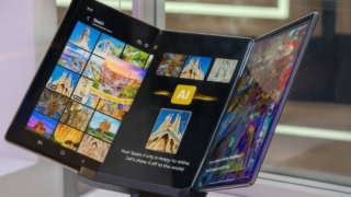 Why Is Samsung Delaying Launching Their Tri‑Fold Phone?